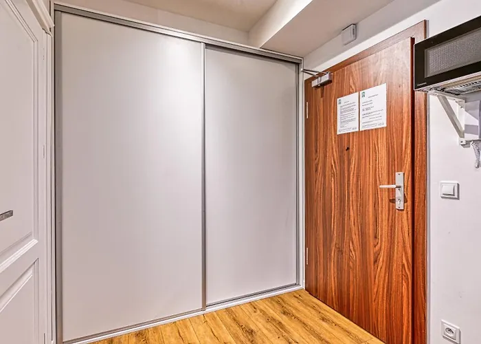 Pastelowy B15 Z Basenem, Sauną, Jacuzzi, Siłownią-5d *